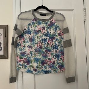 Sweatshirt with mesh detail